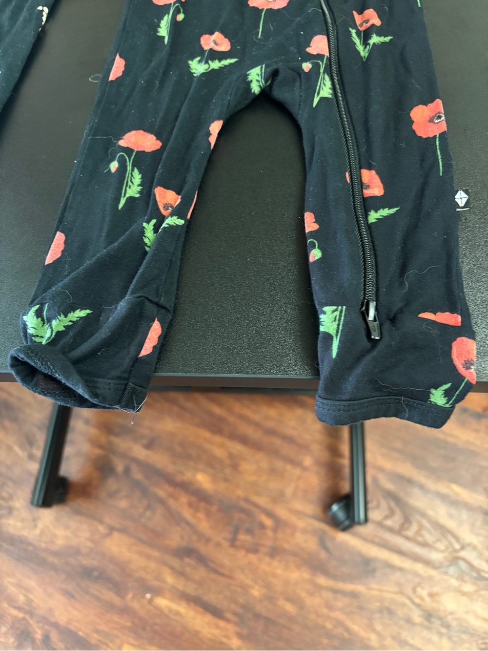 Kyte Baby 3-6 months rompers - Picture 4 of 9
